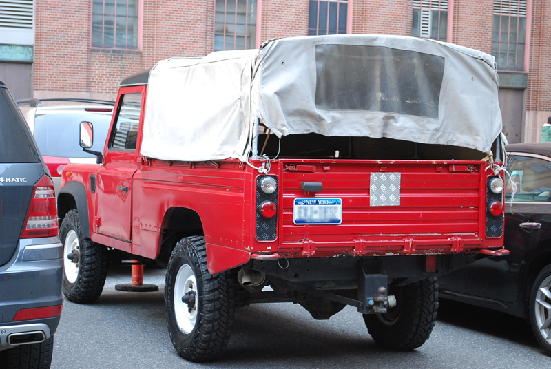 Land Rover Defender 110 Pick-Up